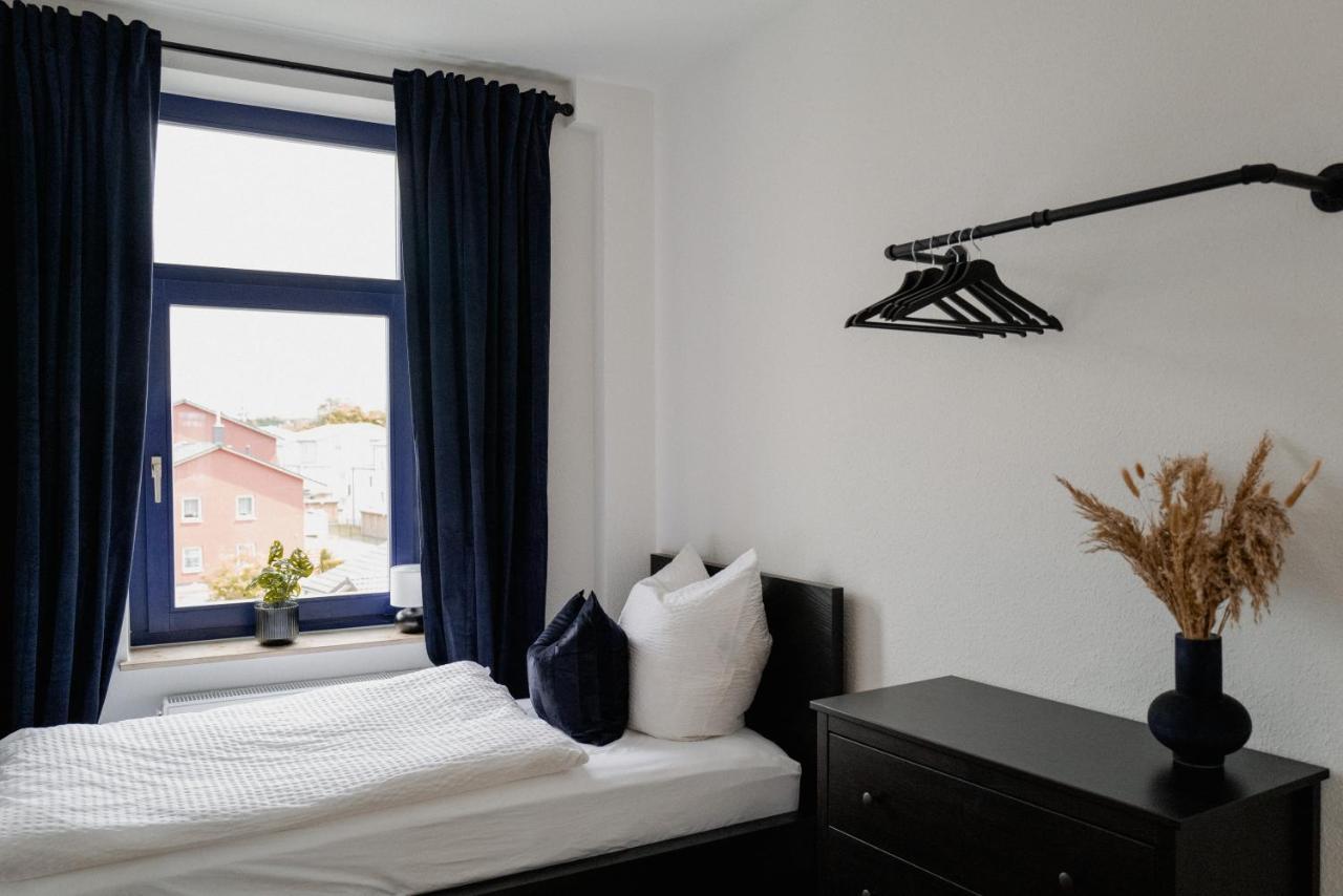 Designoase Fuer 3 Mit Blick Auf Den Wismarer Hafen Ngoại thất bức ảnh